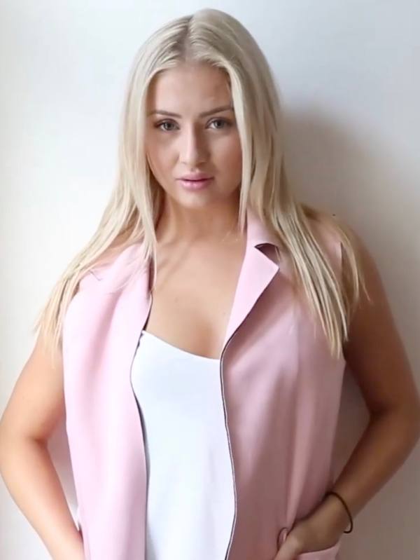 Cayla Lyons